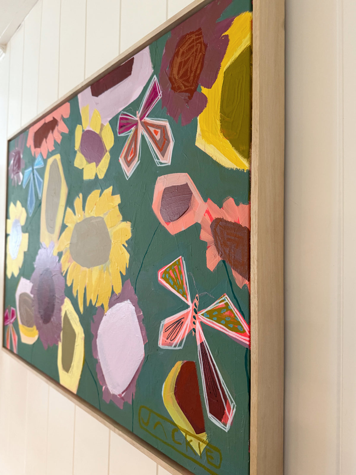 FLORAL AND FLUTTER